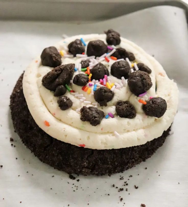 Crumbl Birthday Cake Cookies