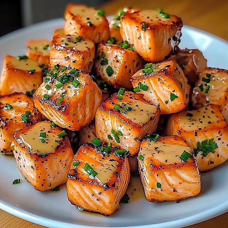 Spicy Salmon Bites