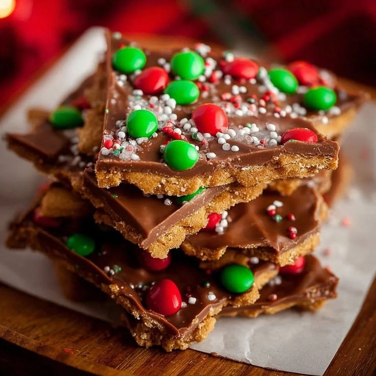 Christmas Bark with Graham Crackers