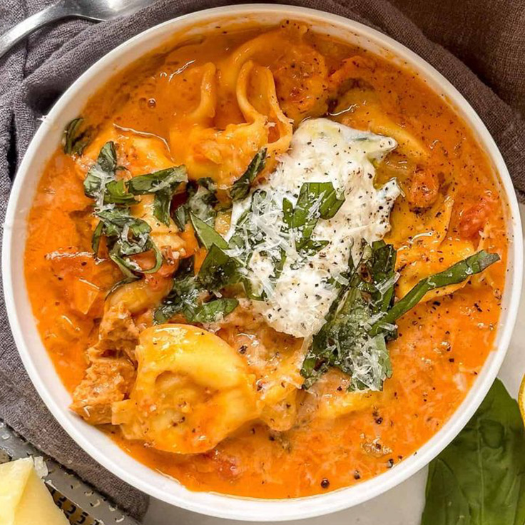 Tomato Basil Tortellini Soup