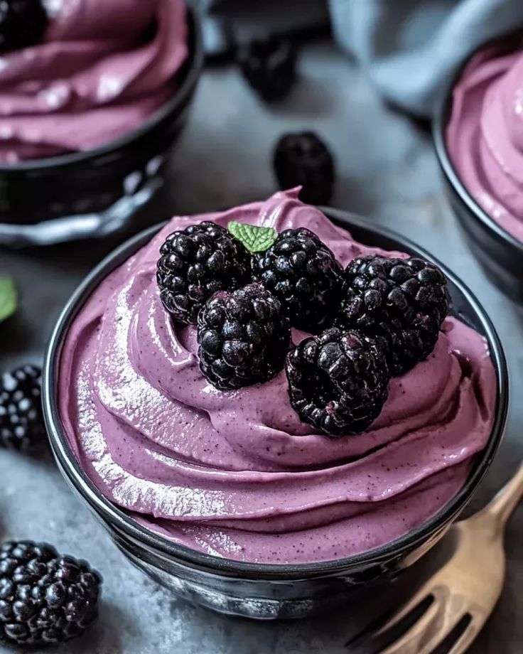 No-Bake Blackberry Mousse