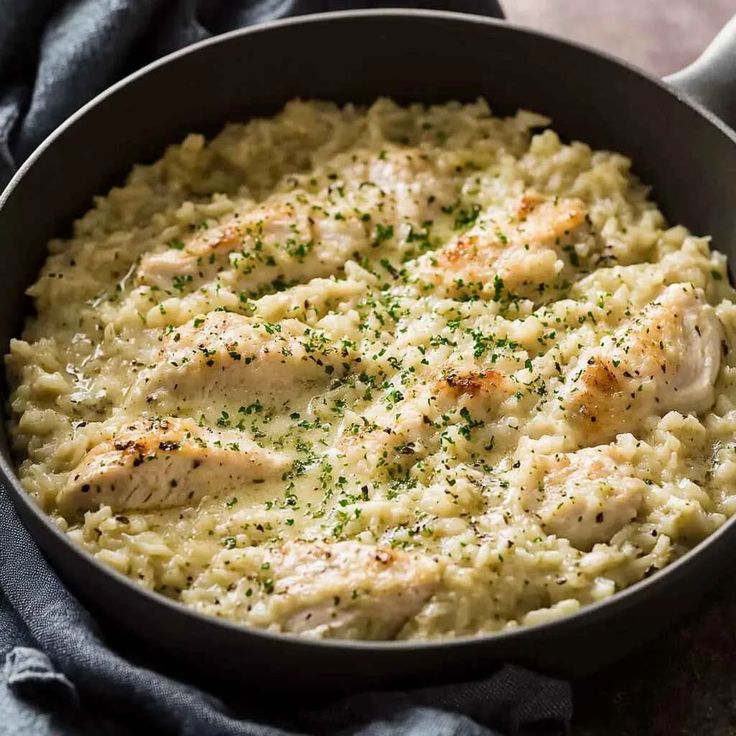 One-Pot Creamy Chicken Alfredo Rice
