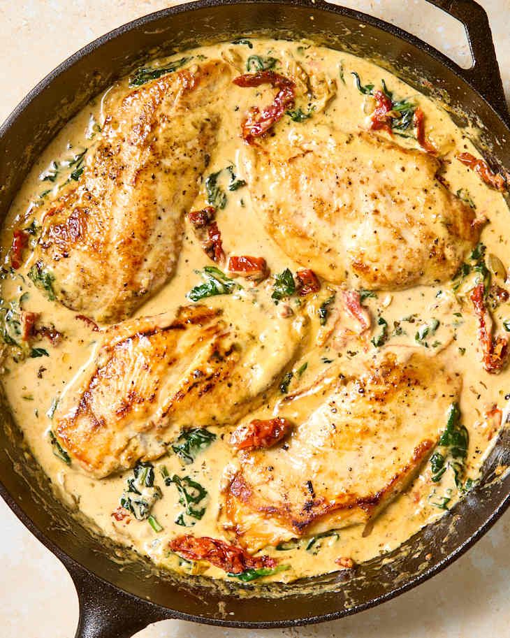 Creamy Garlic Tuscan Chicken with Sun-Dried Tomatoes