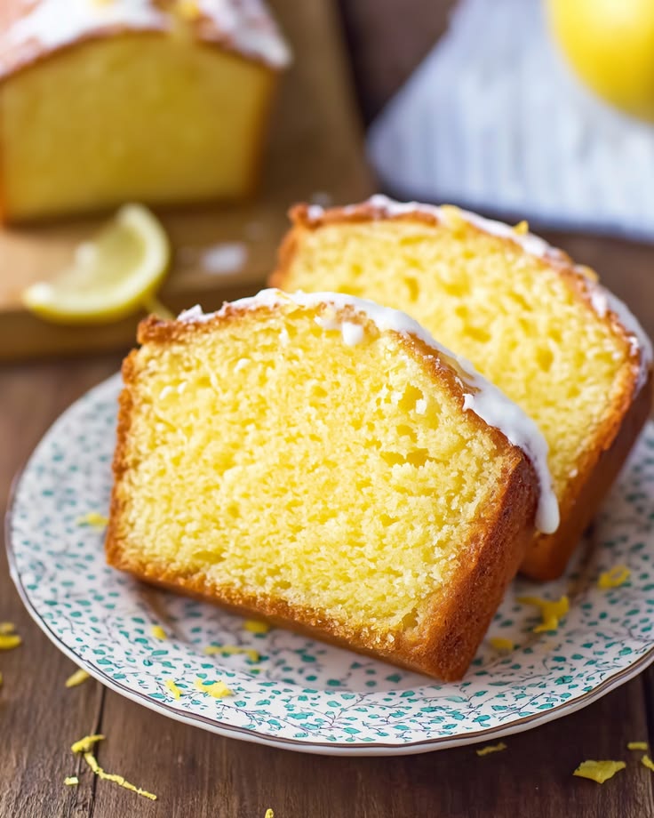 Copycat Starbucks Lemon Loaf