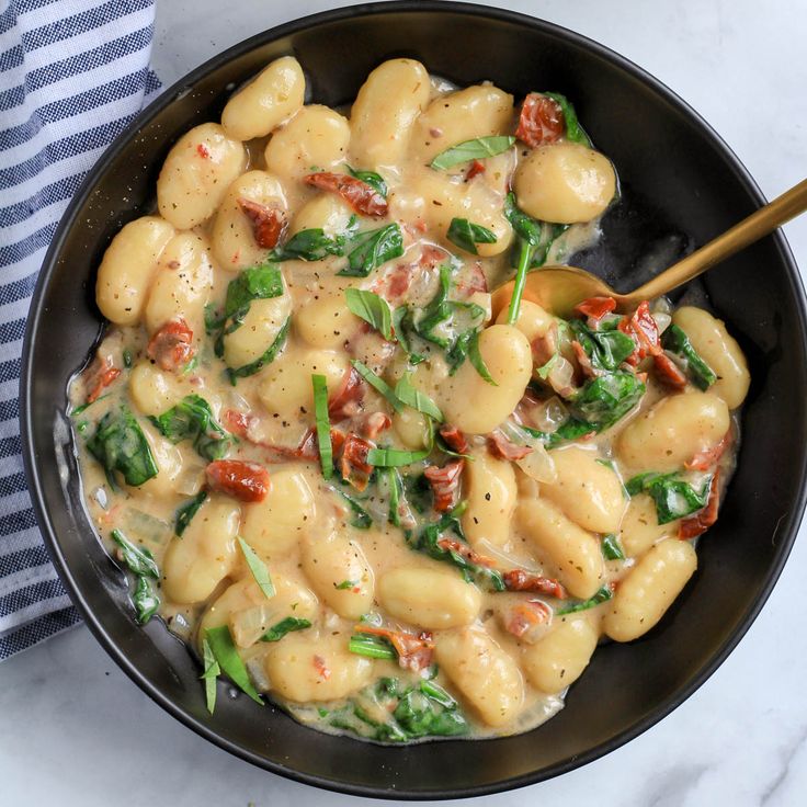 Tuscan Vegan Gnocchi Soup