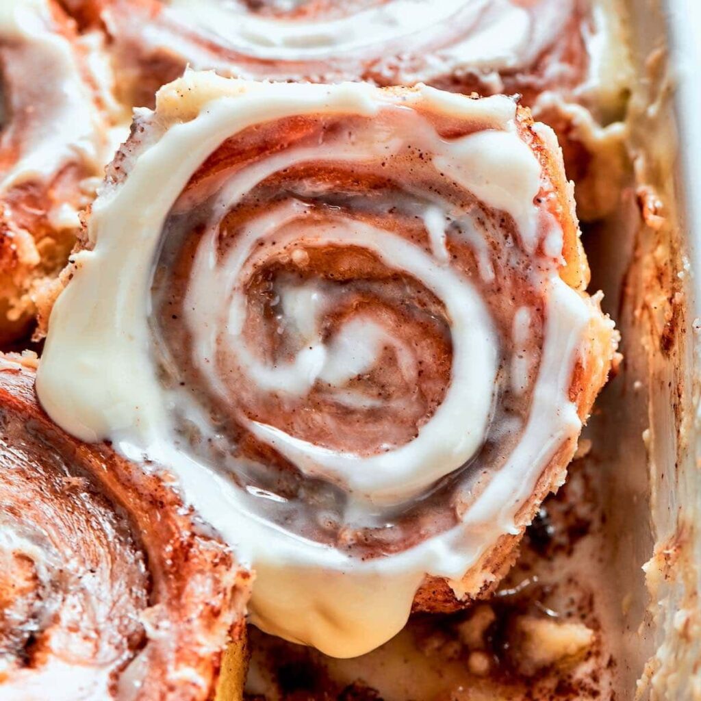 Cinnamon Rolls with Cottage Cheese Dough