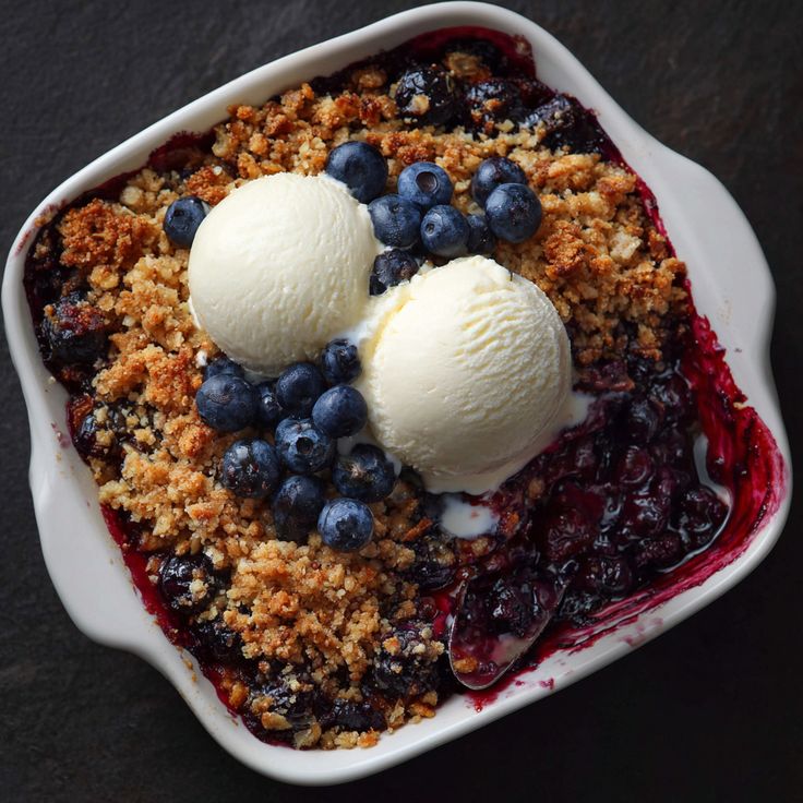 Healthy Blueberry Crisp