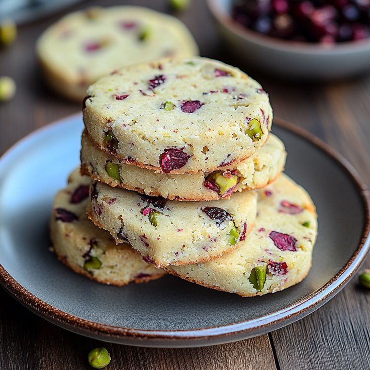 Cranberry Pistachio Shortbread Cookies