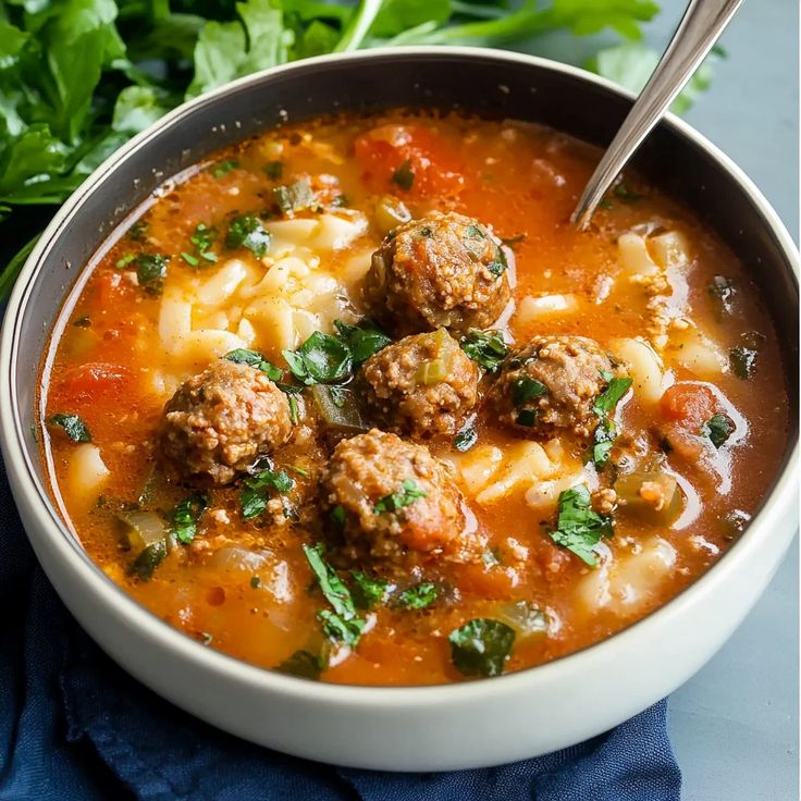 Crockpot Macaroni Cheeseburger Soup