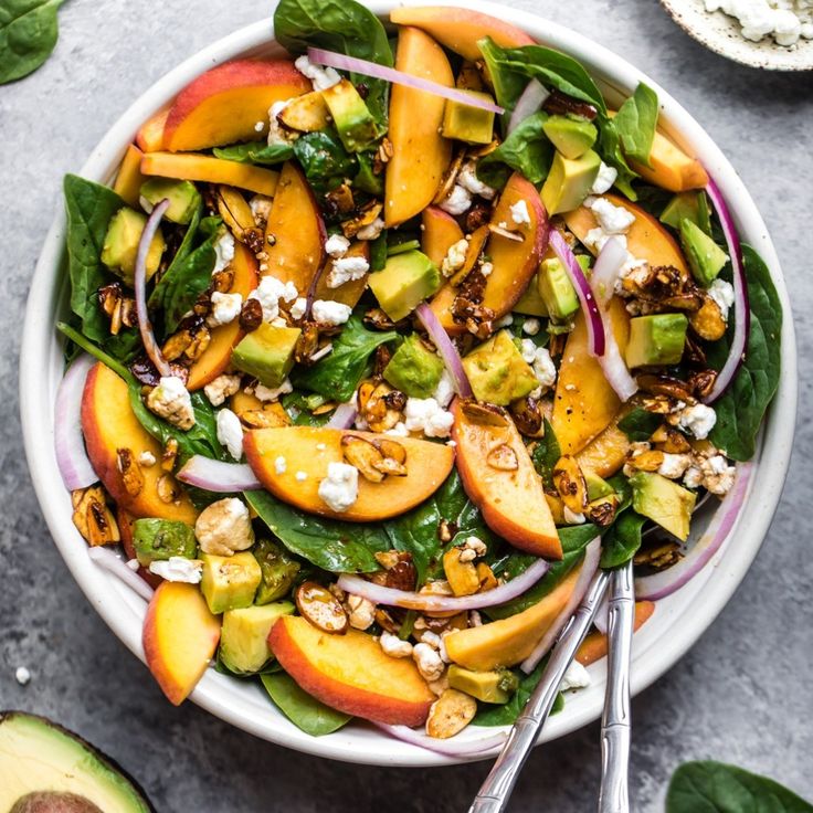 Apricot Salad with Spinach and Cherries