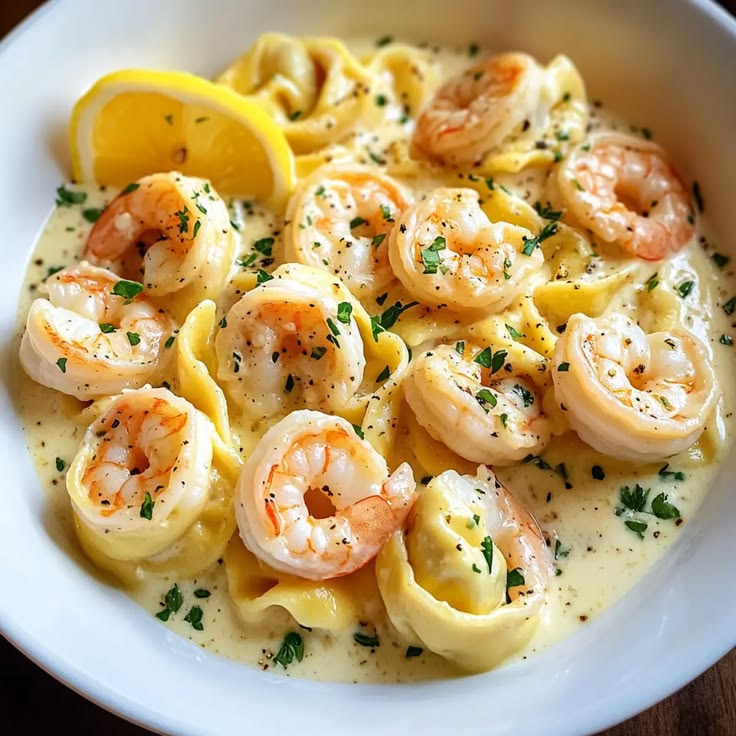 Shrimp Tortellini with Garlic Sauce