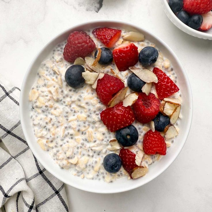 Overnight Oats with Chia Seeds