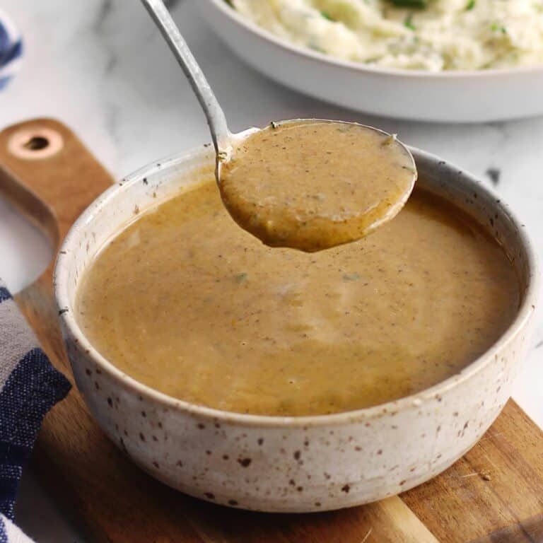 Thanksgiving Mashed Potatoes with Gravy